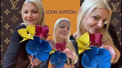 lv origami roses|Products by Louis Vuitton: Origami Flowers by Atelier Oï.